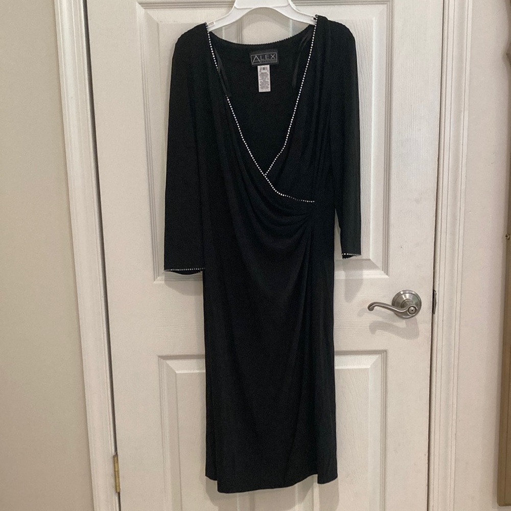 Alex evenings Women’s black formal dress. 41 inch overall length